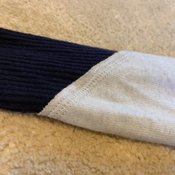 Red Haute NWT Soft Icy Blue and Navy Mock Turtleneck Sweater Size S - Picture 4 of 14